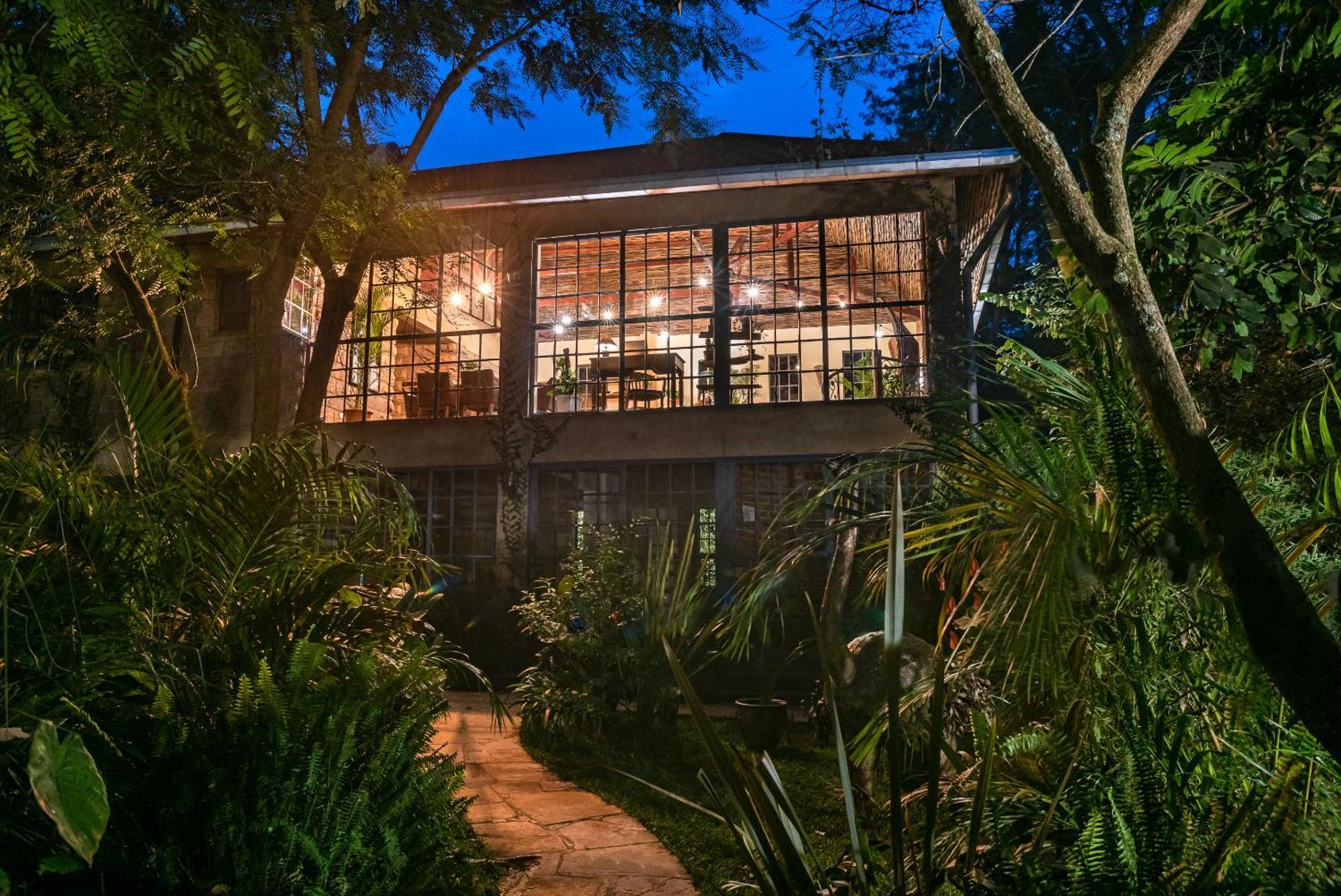 The Jungle Oasis With Heated Pool Apartment Найроби Екстериор снимка