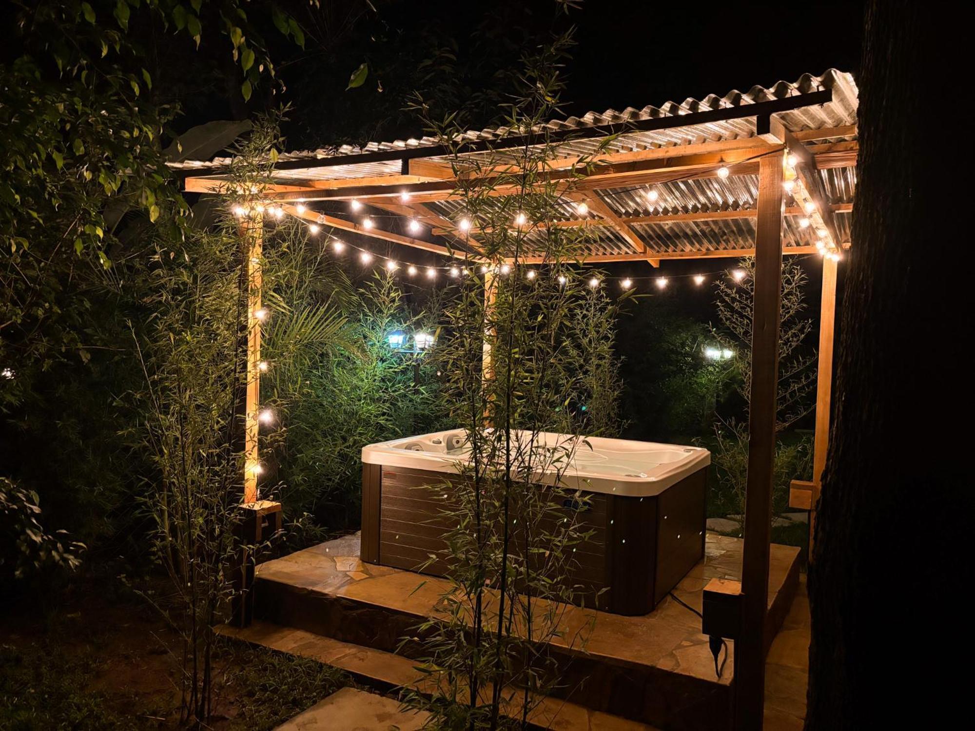 The Jungle Oasis With Heated Pool Apartment Найроби Екстериор снимка